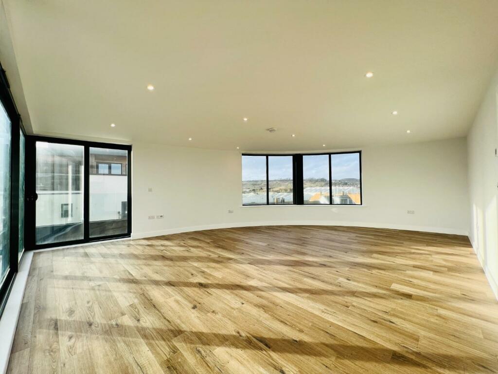 Additional image 7 of Range Road, Hythe