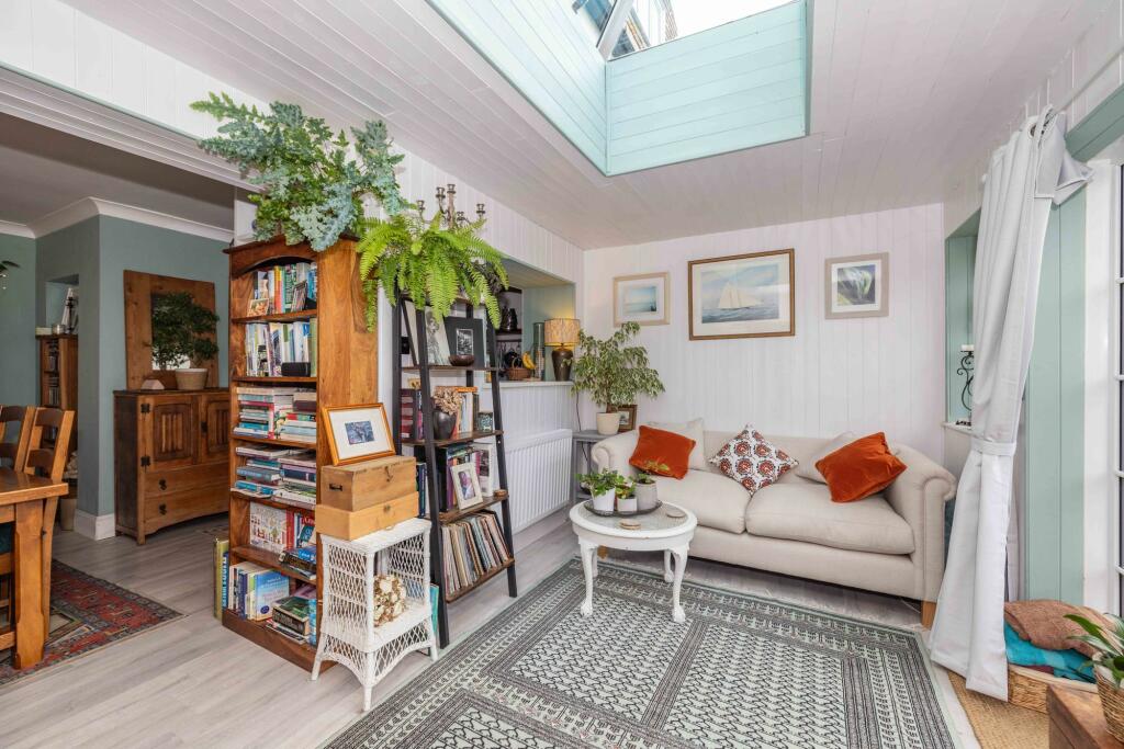 Additional image 11 of Pier Avenue, Whitstable, CT5