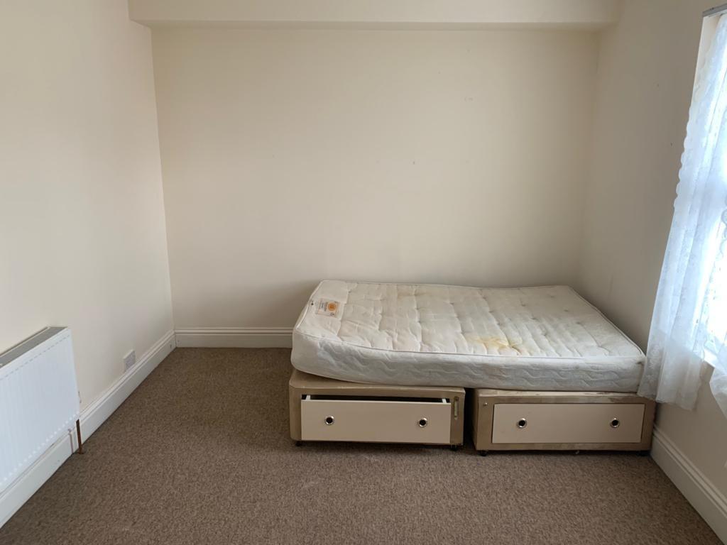 Additional image 5 of Grove Place, Leamington Spa, Warwickshire, CV31