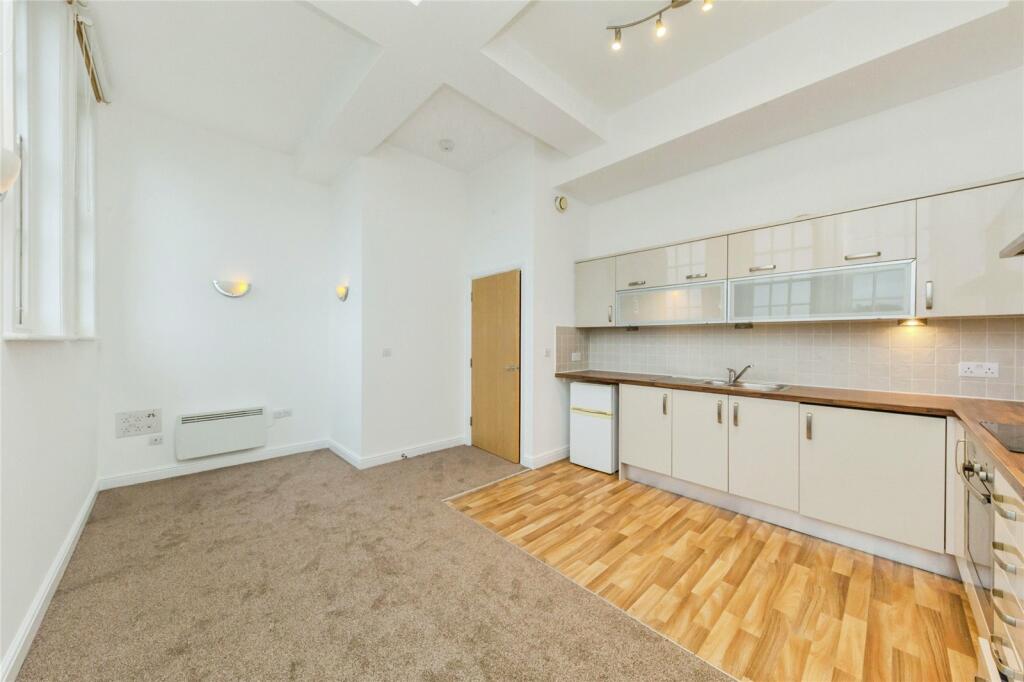 Additional image 17 of Salisbury Close, Crewe, Cheshire, CW2