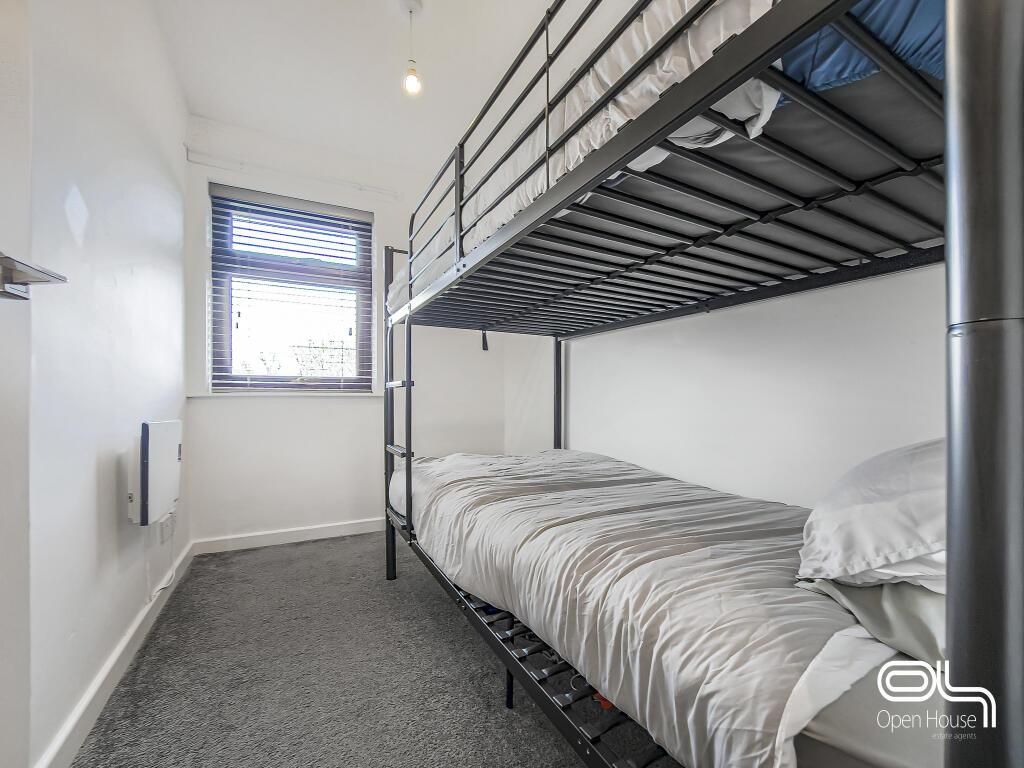 Additional image 9 of Flat 8, Willow Court, Civic Way, Swadlincote DE11 0BW