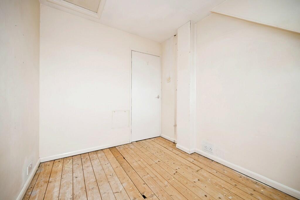 Additional image 13 of Firs Drive, Rugby, Warwickshire