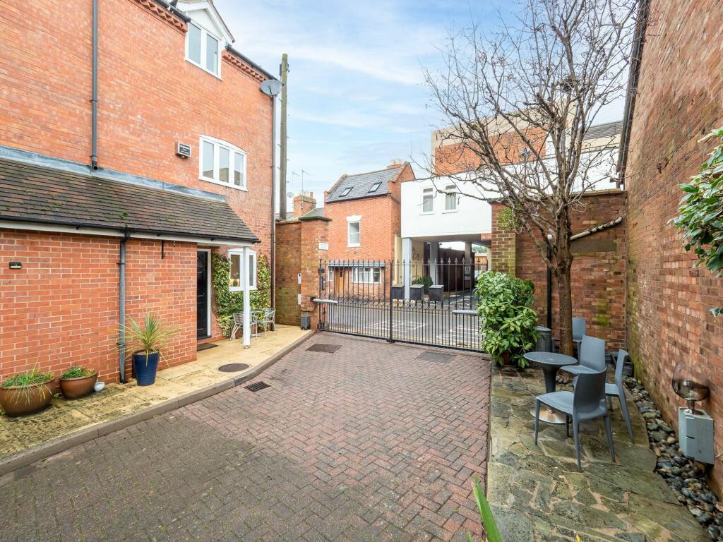 Additional image 28 of Scholars Lane, Wheelers Court Scholars Lane, CV37