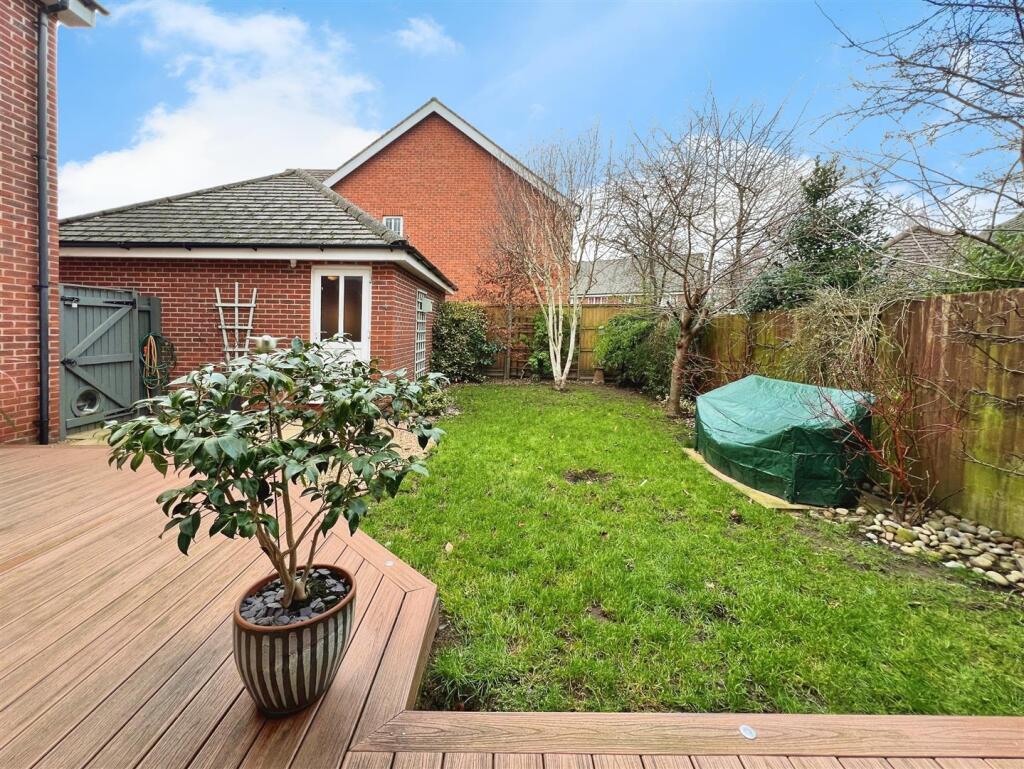 Additional image 36 of Camel Close, Warwick