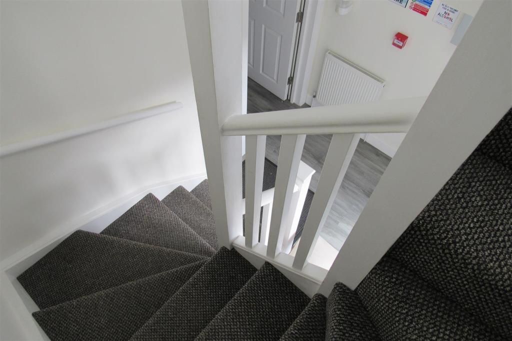 Additional image 31 of Central Parade, Herne Bay