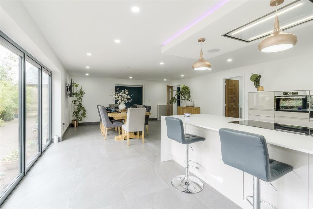 Additional image 7 of 6 Shilton Lane, Bulkington, CV12