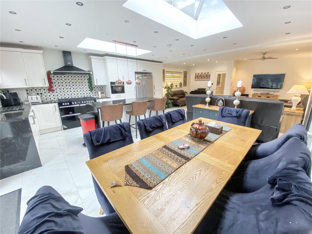 Additional image 8 of Blackfen Road, Sidcup, DA15