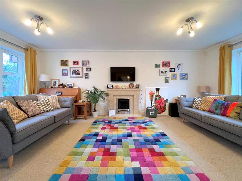 Additional image 15 of Camel Close, Warwick