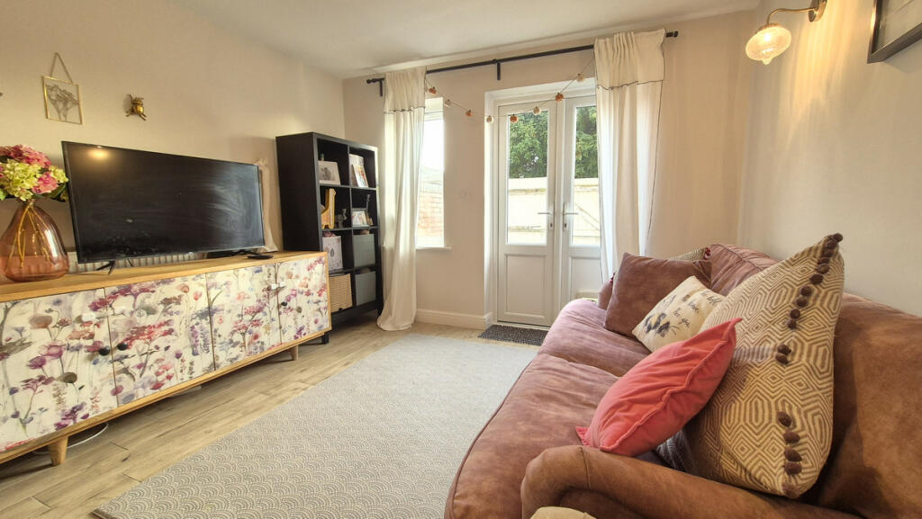 Additional image 2 of Bull Street, Southam, CV47