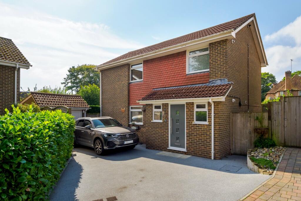 Additional image 5 of James Close, Lyminge, Folkestone, CT18