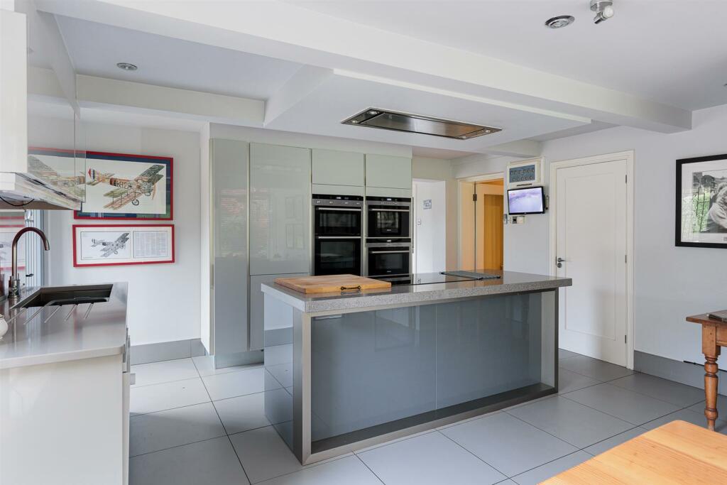 Additional image 21 of The Old Vicarage, Wrinehill Road, Wybunbury, Nantwich