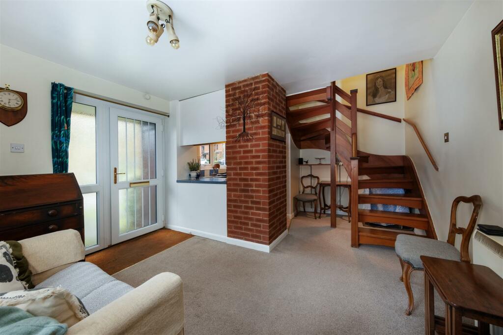 Additional image 7 of Spring Pool, Warwick