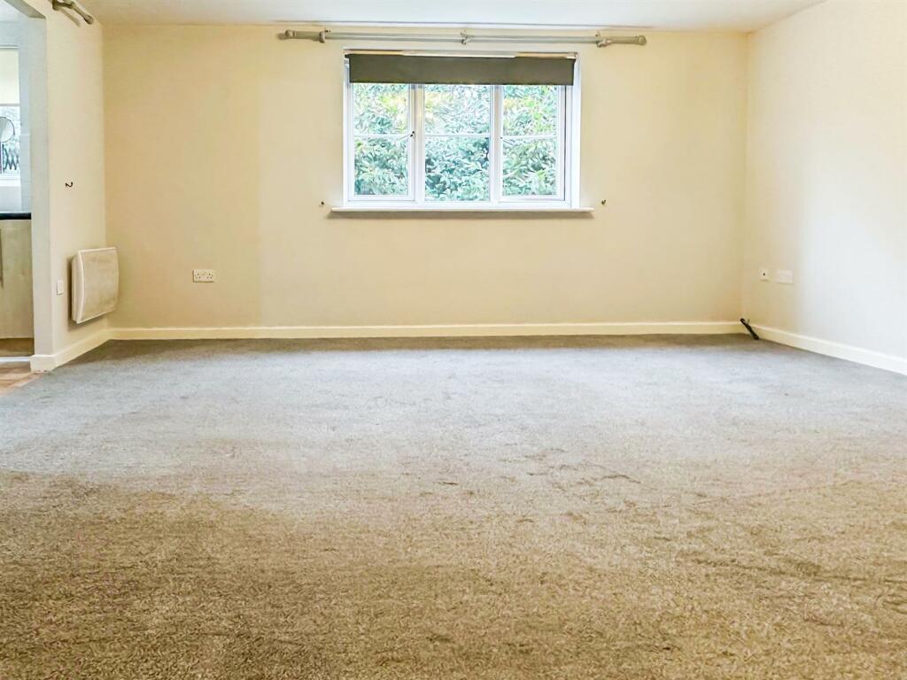 Additional image 4 of Joshua Close, Coventry  **VACANT & NO UPWARD CHAIN**