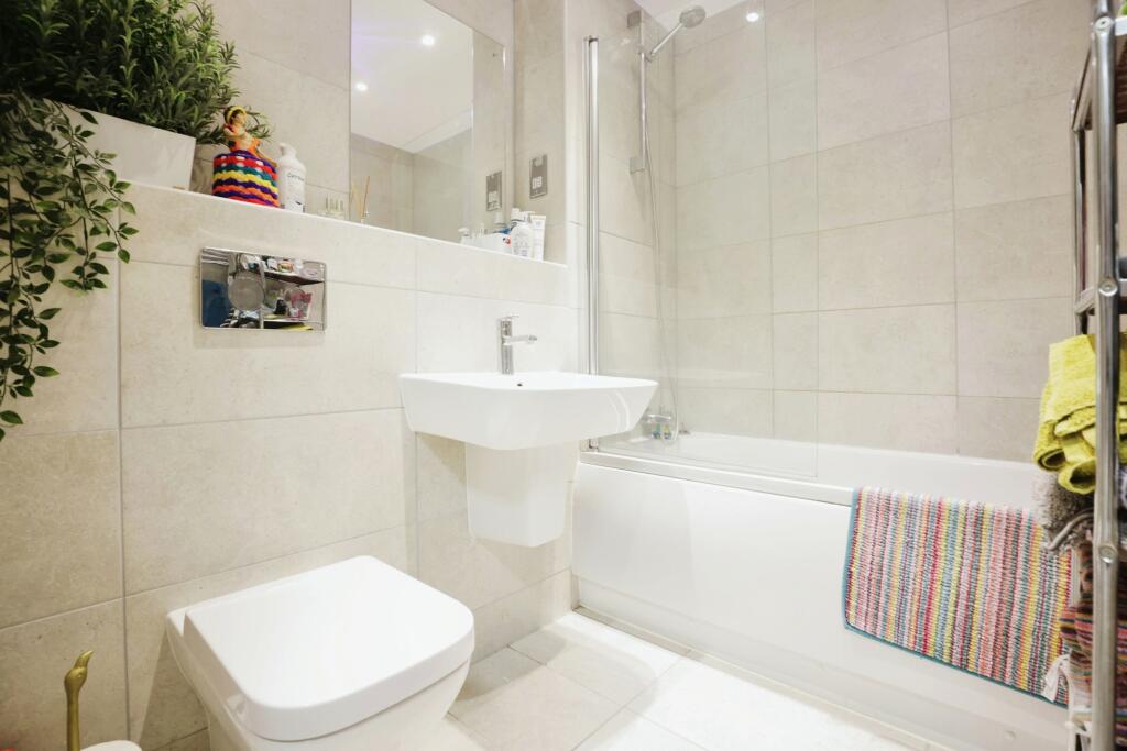 Additional image 15 of Andrews Close, Warwick, CV34