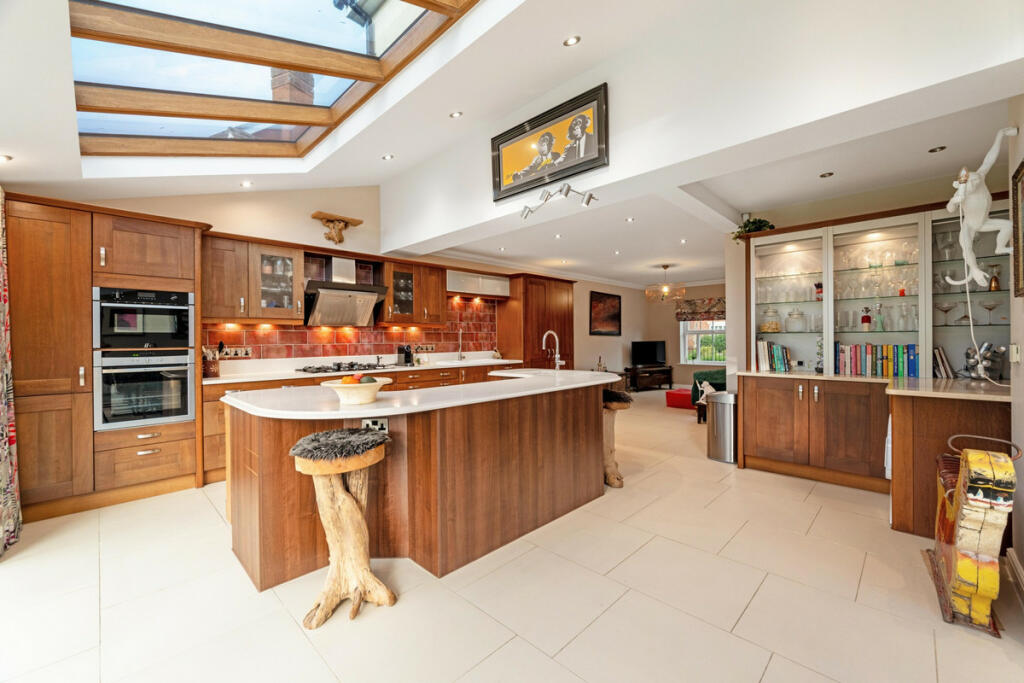 Additional image 6 of The Hall Close, Rugby, Dunchurch CV22 6NP