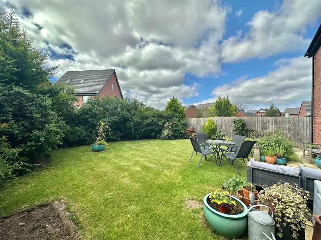 Additional image 23 of Oaks Close, Aston, Cheshire
