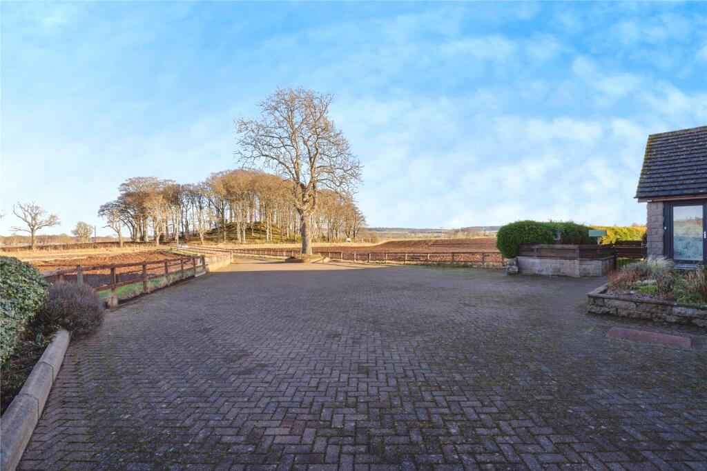Additional image 5 of Farnell, Angus, DD9