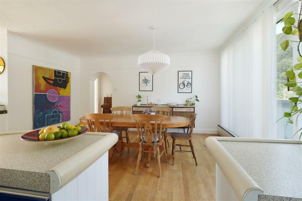 Additional image 13 of The Penthouse, 8 Cliffe House, Folkestone