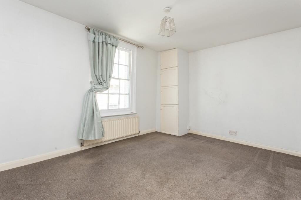 Additional image 7 of Sea Wall, Whitstable, CT5