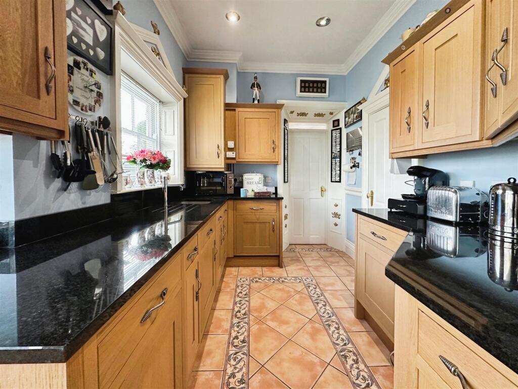 Additional image 50 of Westhill Road, Blackdown, Leamington Spa