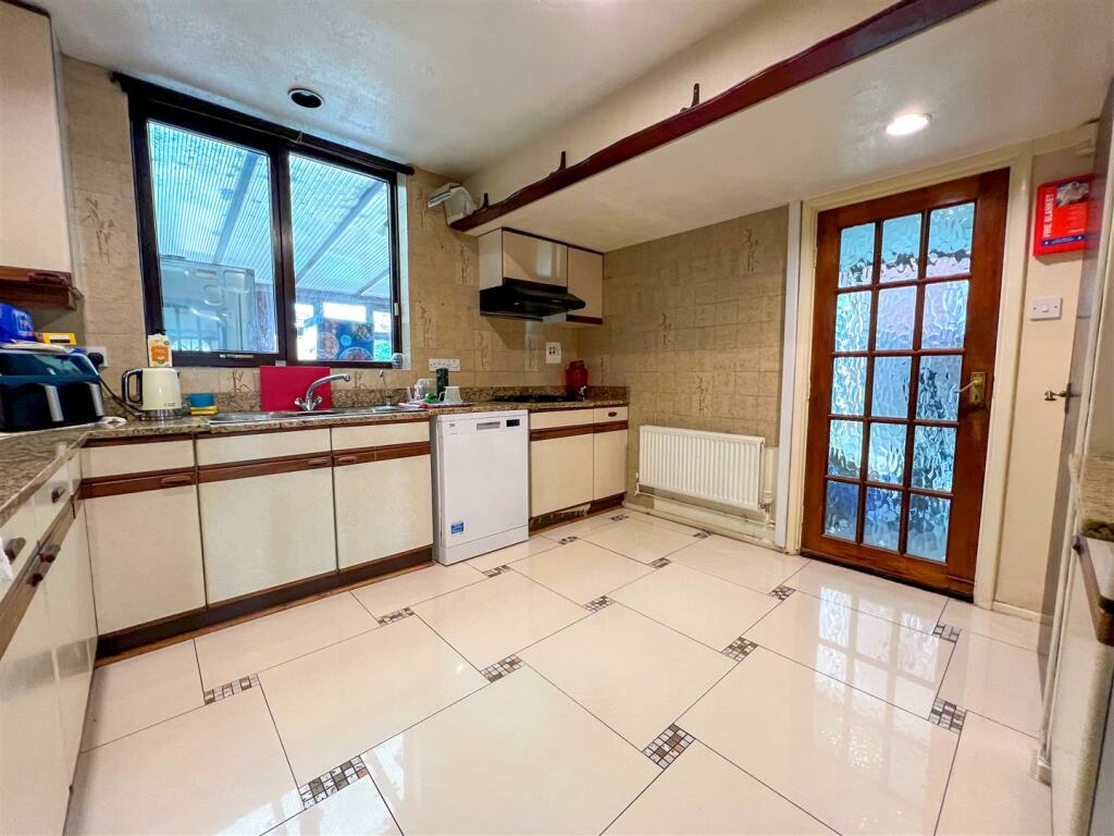 Additional image 6 of St. Nicolas Park Drive, Nuneaton