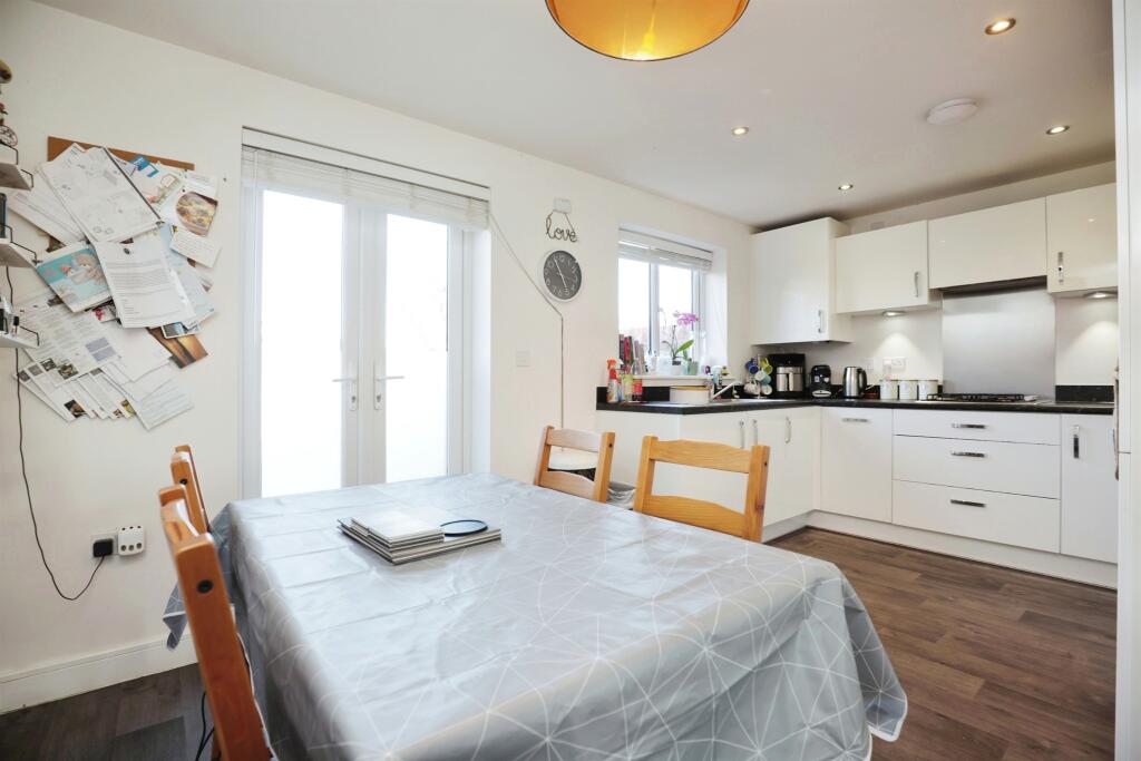 Additional image 4 of Blenheim Close, Southam