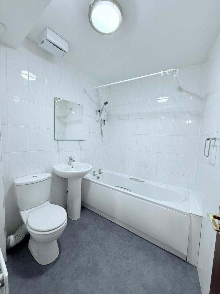 Additional image 8 of 17 A Bath Street, Leamington Spa, Warwickshire, CV31