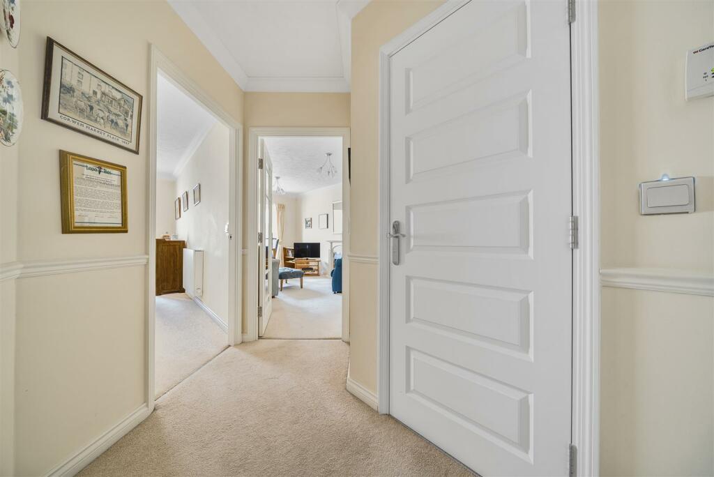 Additional image 9 of Abbots Lodge, Canterbury