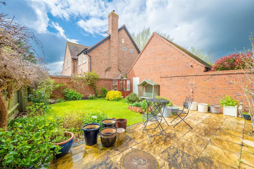 Additional image 16 of Oldborough Drive, Loxley, Warwick