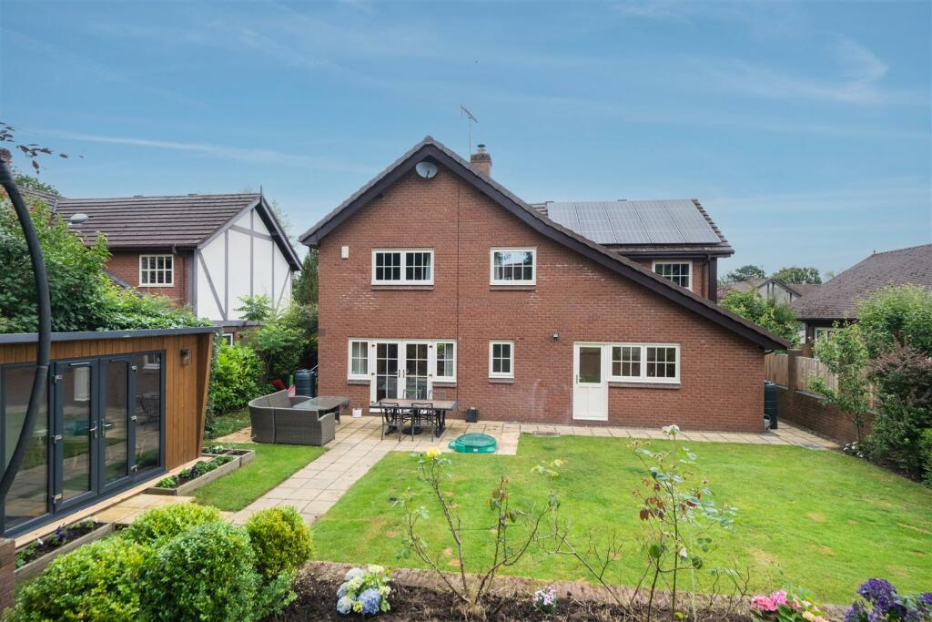 Additional image 44 of St. Johns Way, Sandiway, Cheshire