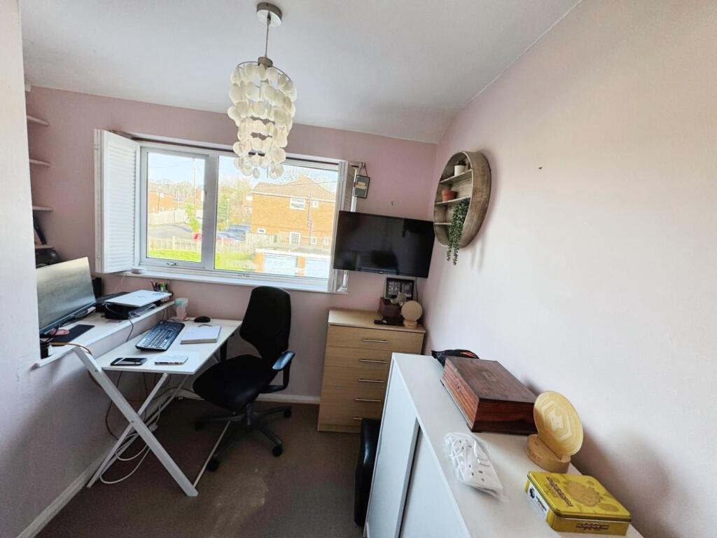 Additional image 12 of Dale Close, Warwick