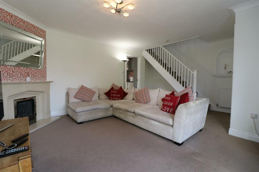 Additional image 4 of Saumur Way, Warwick