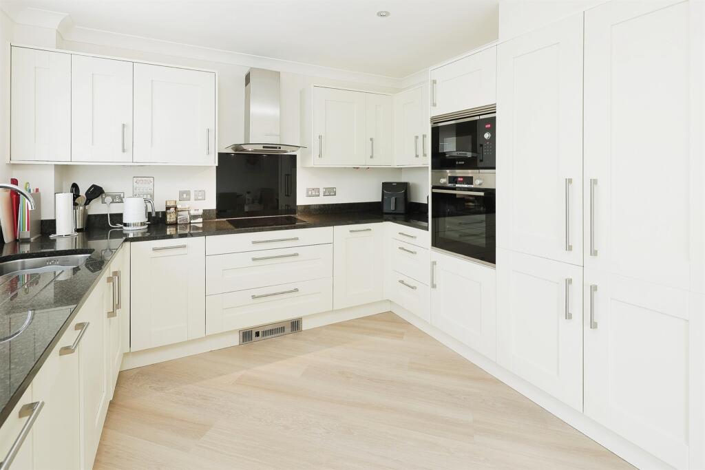 Additional image 13 of Albany Lane, Balsall Common, Coventry