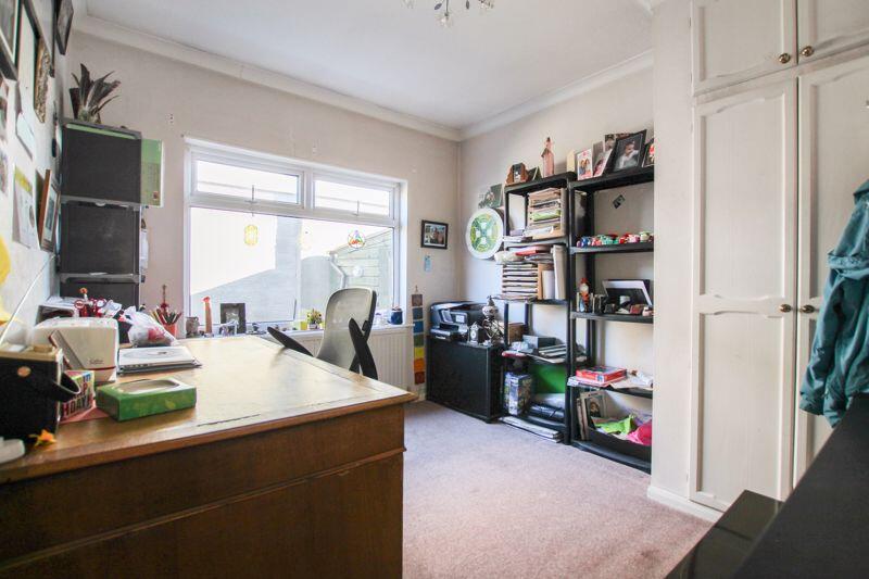 Additional image 10 of Hythe Avenue, Bexleyheath