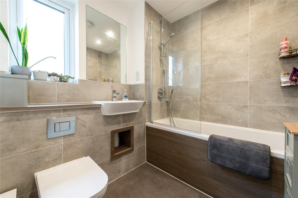 Additional image 13 of Chilvers Way, Northfleet, Kent, DA11