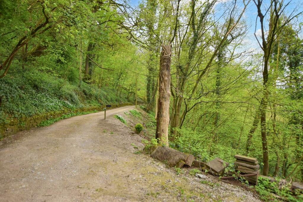 Additional image 29 of St. Johns Road, Matlock Bath, Matlock, Derbyshire