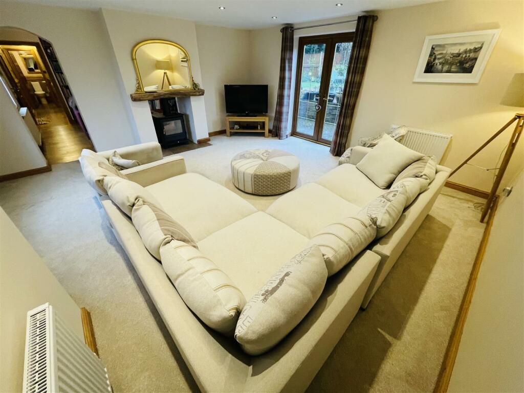 Additional image 5 of Falcon Close, Whitestone