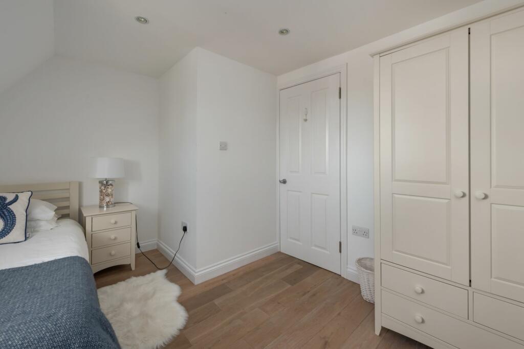 Additional image 15 of Island Wall, Whitstable, CT5