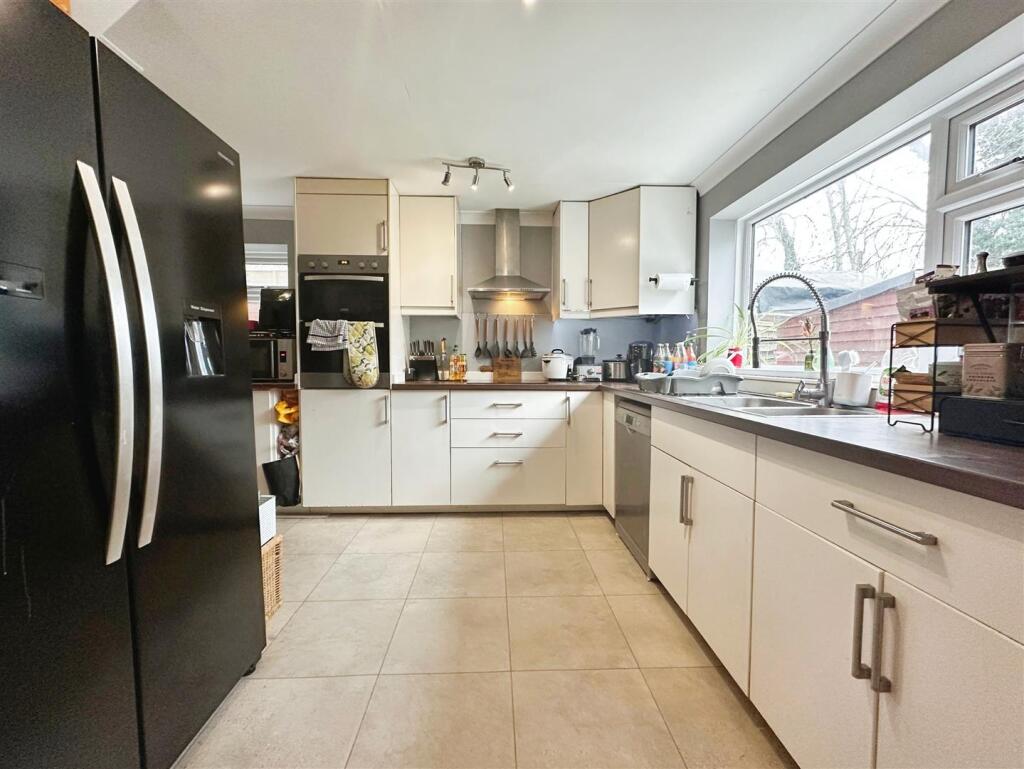 Additional image 31 of Henley Road, Leamington Spa