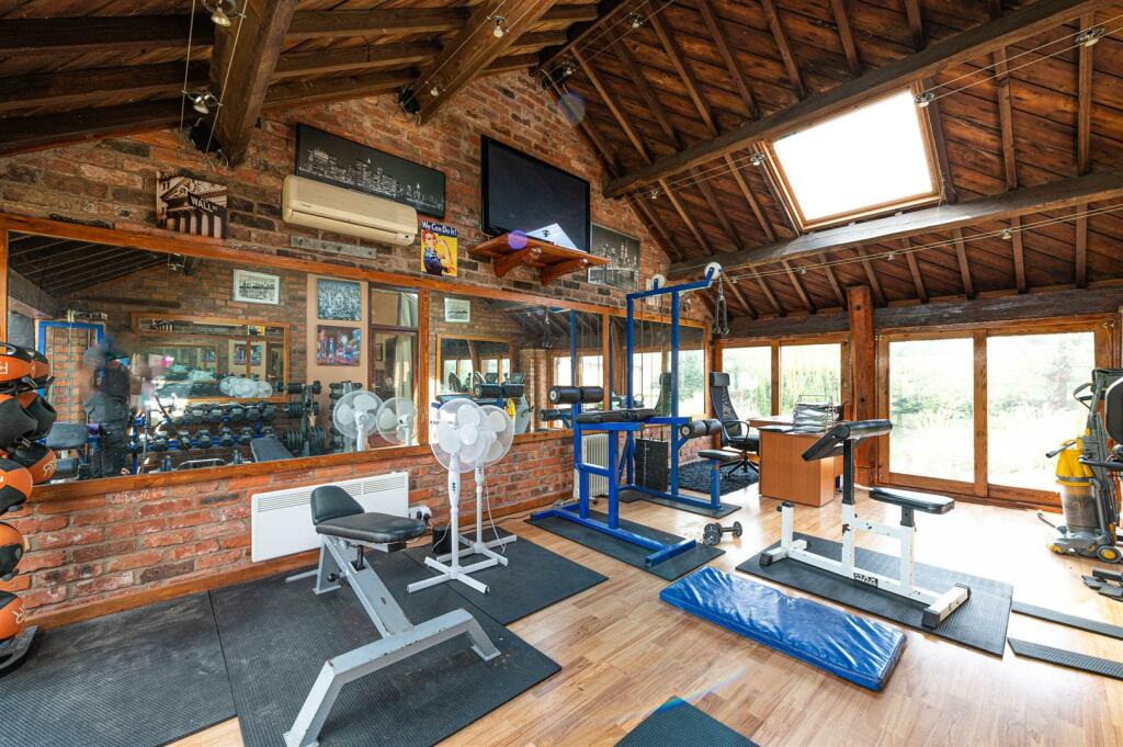 Additional image 30 of Oak Bank Barn, Heatley Lane, Broomhall, Nantwich