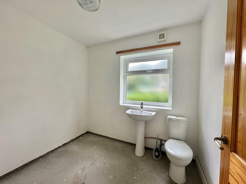 Additional image 29 of Crewe Road, Willaston, Cheshire