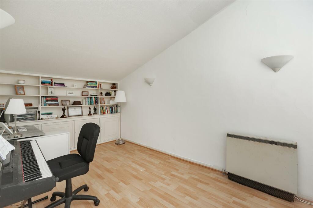 Additional image 13 of Lambardes, New Ash Green