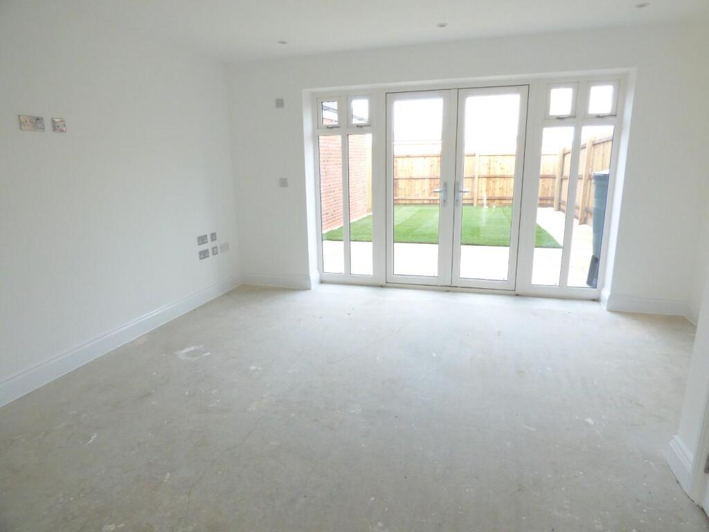 Additional image 3 of Sid Courtney Road, Tiddington