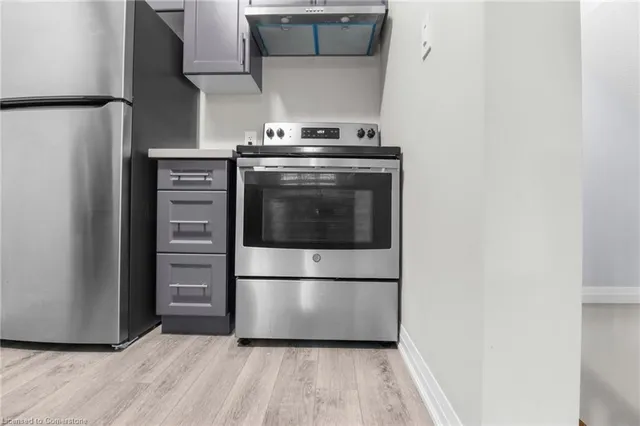 Additional image 22 of 17 Laguna Village Cres