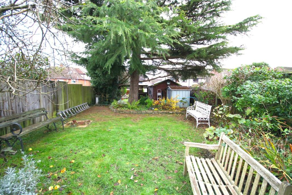 Additional image 33 of Hillside Avenue, Canterbury