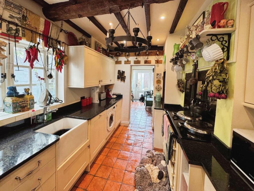 Additional image 5 of High Street, Warwick