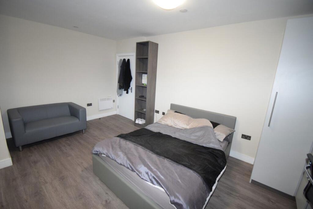 Additional image 4 of Wardwick