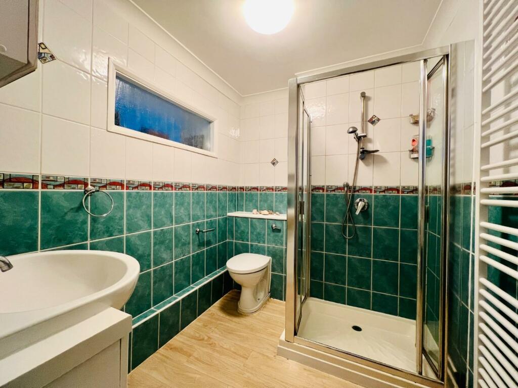 Additional image 7 of Marine Parade, Hythe