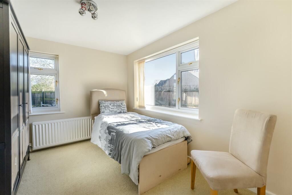 Additional image 19 of Rugby, Broadwell,