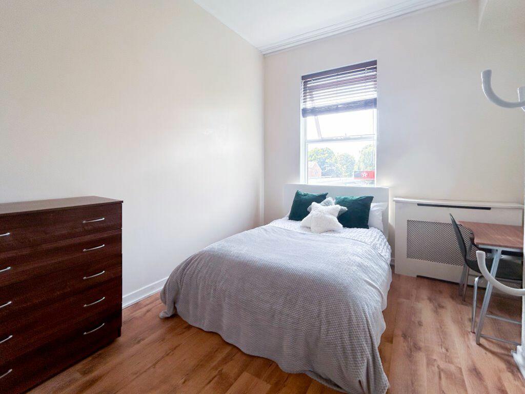Additional image 4 of 3 Bedroom Flat, Duffield Road - Students
